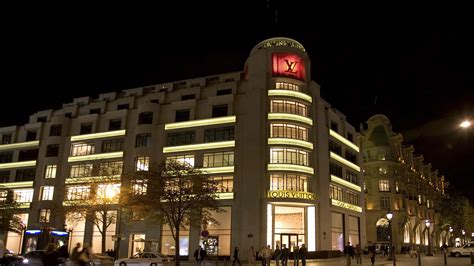 louis vuitton champs elysee horaire